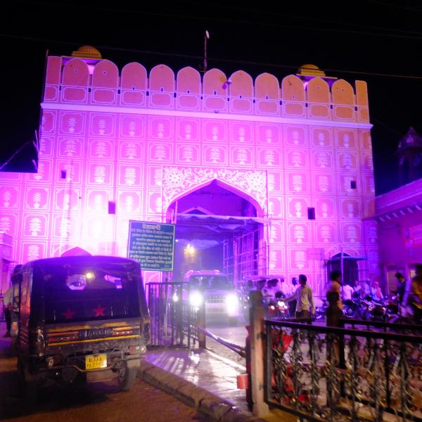 Парадные врата Джайпура во всей красе