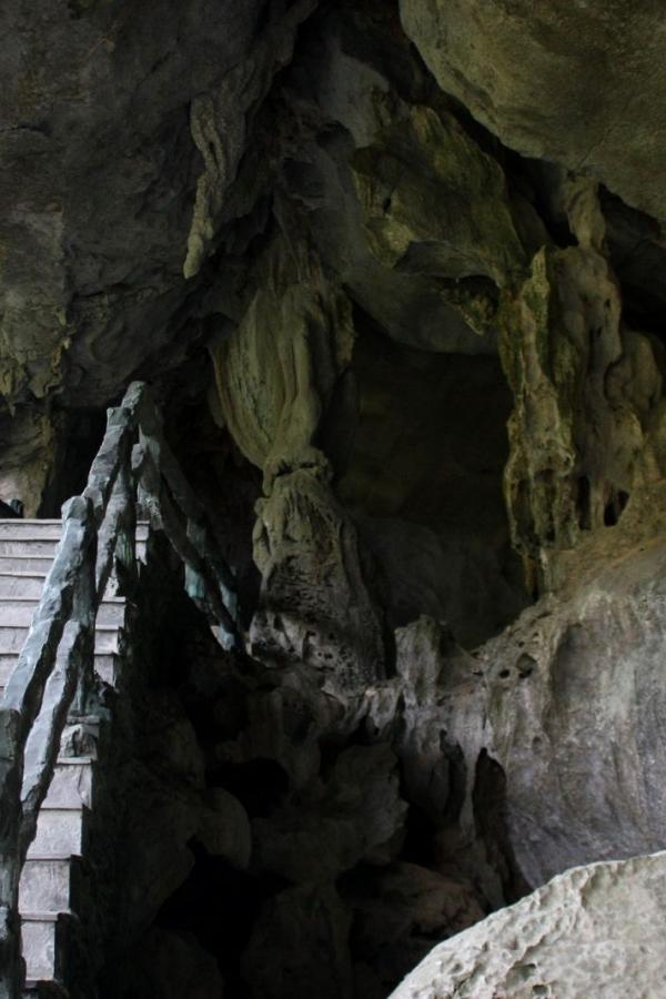 Пещера Кат Ба