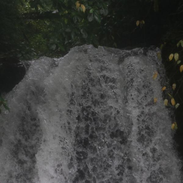 Водопад нацпарка Ареналь
