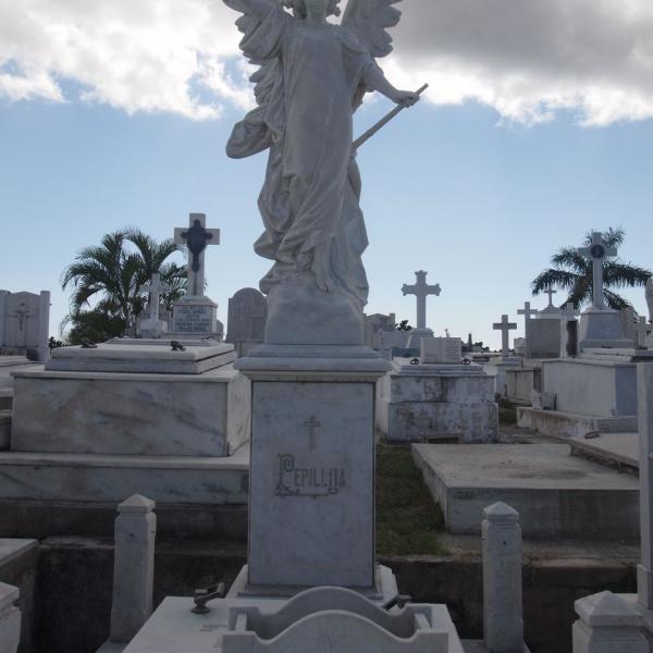 Кладбище Санта-Ифихения - для непростых мира сего
