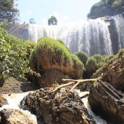 Слоновий водопад в Далате