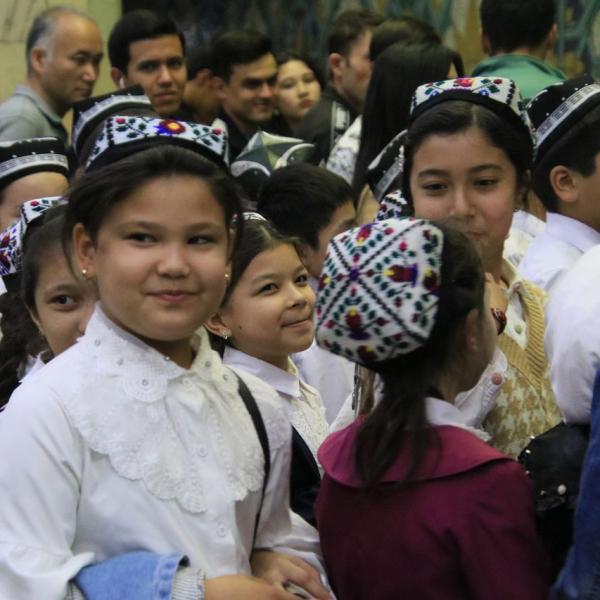 Узбекские школьницы