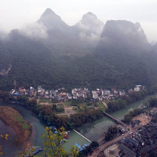 Китай: панды и удивительные холмы